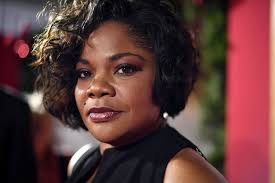 Mo'Nique Sues CBS And Paramount Over 'The Parkers' Royalties