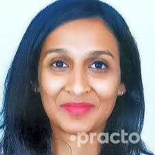 Lenora Fernandez's Instagram, Twitter & Facebook