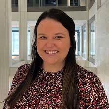 I'm happy to share that I'm starting a new position as Assistant Director,  Global Events Strategy at The University of Chicago Booth School of  Business!