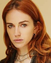 Lucy Chappell's Instagram, Twitter & Facebook