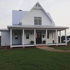 Happy New Year Friends I Love Building Houses And I Love Trimming Them I M Thankful I Get To Make A Living Gable House Four Gables Modern Farmhouse Exterior