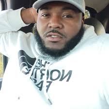 Lmao I seen a post somewhere with these clan tags. They were