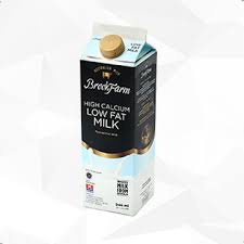 Kandungan kalsium pada susu tinggi kalsium dapat memberikan nutrisi untuk membran sel pada tulang dan gigi. Brookfarm Susu Rendah Lemak Tinggi Kalsium Rendah Lemak 946ml