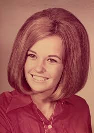 Shellie Brandt's Instagram, Twitter & Facebook