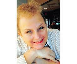 Lynne Hooper's Instagram, Twitter & Facebook