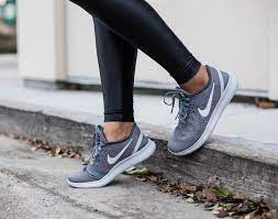 Workout Wednesday My Top 6 Running Shoes Everyday Sneakers Haute Off The Rack Gray Nike Shoes Nike Shoes Outfits Sport Shoes Women