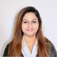 Himani Patni's Instagram, Twitter & Facebook