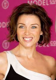Dannii Minogue Loving Some Of Her Short Hairstyles Hair Styles Shoulder Haircut Hairdo