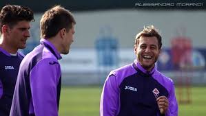Poco professionale, si e' fatto incantare dalla sceneggiata di quel gran simulatore che e' belotti. L Opinione Belotti Ok Ma Bisogna Costruire Non Come Fa Milenkovic Viola News
