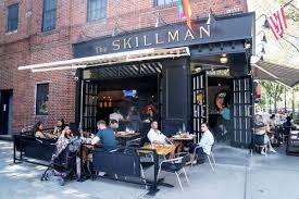 Late night food, comfort food, outdoor seating. Citykin Guide To Sunnyside Queens Citykin