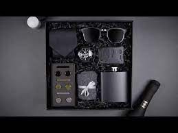 ₹249₹249 ₹599₹599 save ₹350 (58%). Try These Diy Luxury Men S Gifts Projects A Sturdy Travel Bag Or Computer Case May Make His Trip Smoother Mens Gifts Luxury Gifts For Men Groomsmen Gift Box