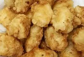 La ricetta per preparare le frittelle di baccalà è veloce e di facile realizzazione: Frittelle Di Baccala Piatto Alternativo Per Il Cenone Della Vigilia Di Natale