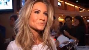 Nikkie plessen ondervindt het leed van leven als hockeymoeder. Nikki Plessen Spelersvrouw Nl