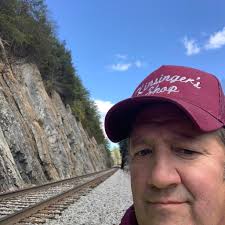 Gooooooooooooooood morning it is Monday October,6,2025 with a clear sunrise  in Stuarts Draft! Pressure is high,and what looks like a rainy weekend  coming our way the end of the week! But until