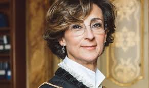 Marta cartabia (born 14 may 1963) is an italian judge. Nuovo Presidente Del Consiglio Chi E Marta Cartabia Eta Lavoro Stipendio