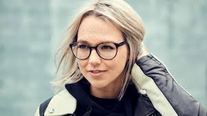 Flyctory.com pros catching, well produced pop track; Stefanie Heinzmann Charts Sales History Ukmix Forums