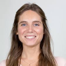 Lourdes Raya's Instagram, Twitter & Facebook