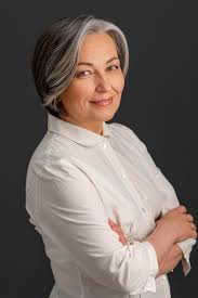 No need to go for a weekly appointment; 95 Incredibly Beautiful Short Haircuts For Women Over 60 Lovehairstyles