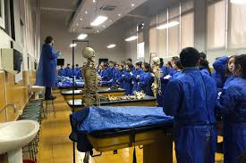 La unidad de medicina general de centro médico vilanco tiene como objetivo servir como primera red de ayuda al paciente pediátrico, adolescente, adulto o adulto mayor; Estudiantes Del Curso Transversal De Anatomia Humana Participaron En Taller En La Facultad De Medicina De La Universidad De Chile Saint George S College