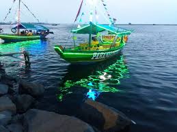 23 may 2017, 08:03 #15: Cantik Begini Penampakan Puluhan Perahu Wisata Ancol Di Malam Hari Ancol Corporate