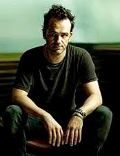 Robert Juan-Cantavella: “Los cambios importantes vienen siempre de las  vanguardias, no de espíritus reformistas”