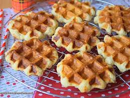 It is the most common type of waffle available in belgium and prepared in plain. Les Meilleures Recettes De Gaufres Et Gateaux