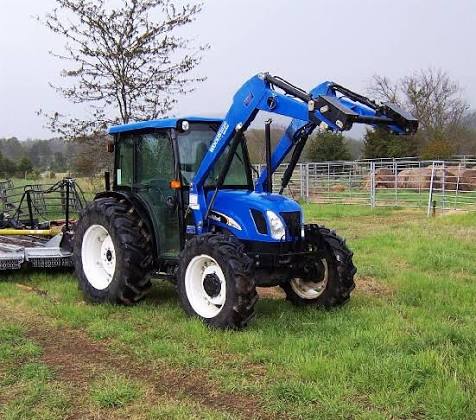 New Holland TN75DA Tractor