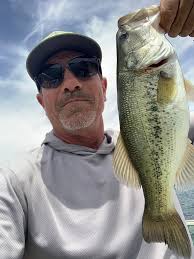 What's the difference in water levels at Circle B Bar?