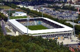 Diese seite bietet informationen zu dem stadion, in dem die angewählte mannschaft ihre heimspiele. Estadio Gosir De Gdyniam En Polaco Stadion Gosir W Gdyni O Stadion Arki Gdyniam Polonia Capacidad 15 136 Espectadores Equipo Outdoor Decor Outdoor Pool
