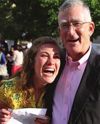 Jeanette Applegate's Instagram, Twitter & Facebook