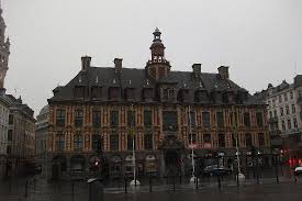 Sie wurde im westen der durch die esplanade von ihr getrennten innenstadt von lille in einem überschwemmbaren ehemaligen. L Hotel De Ville Lille France Picture Of Lille Nord Tripadvisor