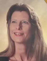 Sandra Dickson's Instagram, Twitter & Facebook