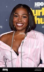 Cara Mosley's Instagram, Twitter & Facebook