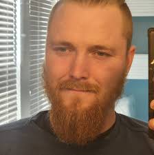 Where to find a full/queen bed, end tables, and lights in Quakertown?