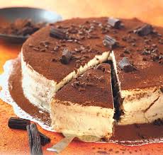 Ingredients La Genoise 4 Oeufs 120g De Farine 120g De Sucre 2 Cuilleres A Soupe De Lait La Creme Au Mascarp Gateau Tiramisu Tiramisu Facile Tiramisu Recette