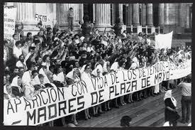 Historia de las madres de plaza de mayo»participan hebe… 1977 83 Mothers Of Plaza De Mayo Protest Disapearnces In Argentina