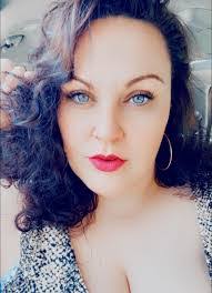 Darlene Reimer's Instagram, Twitter & Facebook