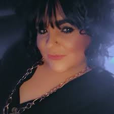 🔹 Feeling overwhelmed? Misunderstood? Like the world wasn't built for you?  I get it—because I've been there. As a neurodivergent woman, I know what  it's like to feel different, to struggle with