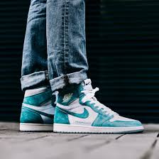 Air Jordan 1 Retro High Og Turbo Green On Feet Airjordan1turbogreen Jordan1 Sneaker Sneakers Air Jordans Air Jordans Retro Sneakers Men Fashion