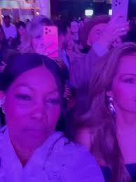 Kicking off Golden Globes weekend @spotify @hollywoodreporter  @glambynatalie the highlight the icon @chakakhan