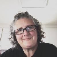 Jennifer Dillinger's Instagram, Twitter & Facebook