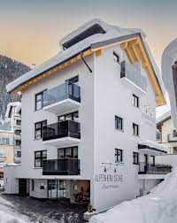 Winter ischgl ist eines der exklusivsten skigebieten der alpen mit rund 240 pistenkilometern und 45 bergbahnen ist der winterspaß garantiert. Alpenheim Ischgl Apartments Ferienwohnung Appartement In Ischgl