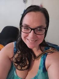 Wy is incredibly tame. So tame in fact, that I can hand-feed him. Still not  something I'll do regularly, but it is nice to do so every once in a while.