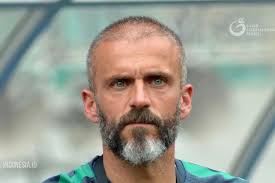 Bursa Transfer Persebaya Surabaya: Adu Statistik Kesaktian Paul Munster vs  Eduardo Perez!