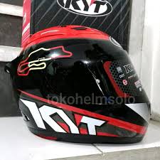 Hallo.mas bro sekalian,jumpa lagi di cannel boncel motovlog,dan pada kesempatan kali ini saya mau nge review helm pertamaku yaitu kyt rc7 dan mau ngasih. Jual Helm Kyt Rc7 Motif 15 Spain Black Flat Visor Dark Smoke Di Lapak Toko Helm Solo Bukalapak