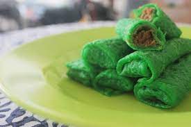 Makanan ini menjadi pilihan favorit banyak orang. File Kue Dadar Gulung Jpg Wikimedia Commons