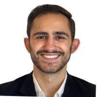 Lesley Townsend's Instagram, Twitter & Facebook