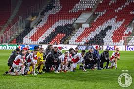 You have a bad game (like mikel arteta accused his side of having against olympiacos at the emirates), and boom, you're. 3yz81sbdos3blm
