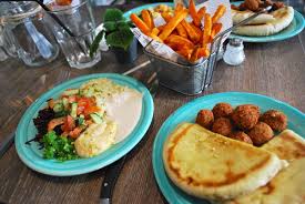 Toda La Nouvelle Pepite Israelienne Qui Ensoleille Nos Papilles Dans Le 6e Recette Du Monde Cuisine Du Monde Cuisine Mediterraneenne