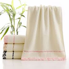 Our hotel bath towels are priced by the case for competitive pricing. Genuine Face Hand Towel High Quality 34cm 74cm 100 Cotton Brand Bath Towel Set Wholesale New 2017 3 Colors Face Towel Towel Soft Decoration